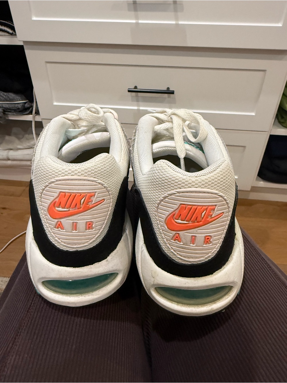 Nike women’s White Black Teal Accent Sneakers with Orange Eyelets - Picture 3 of 6